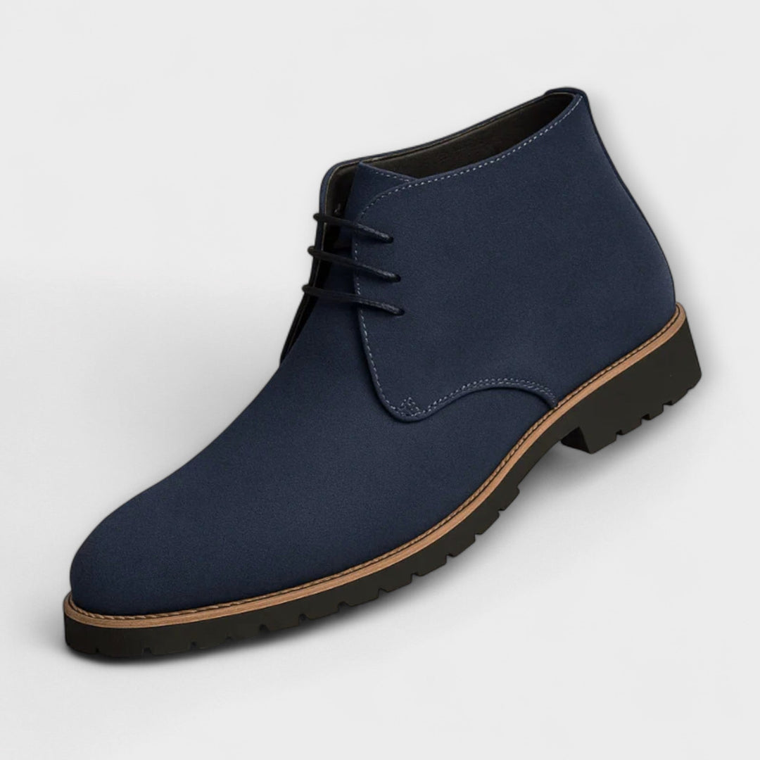Wilfred – Men’s Classic Chukka Boots